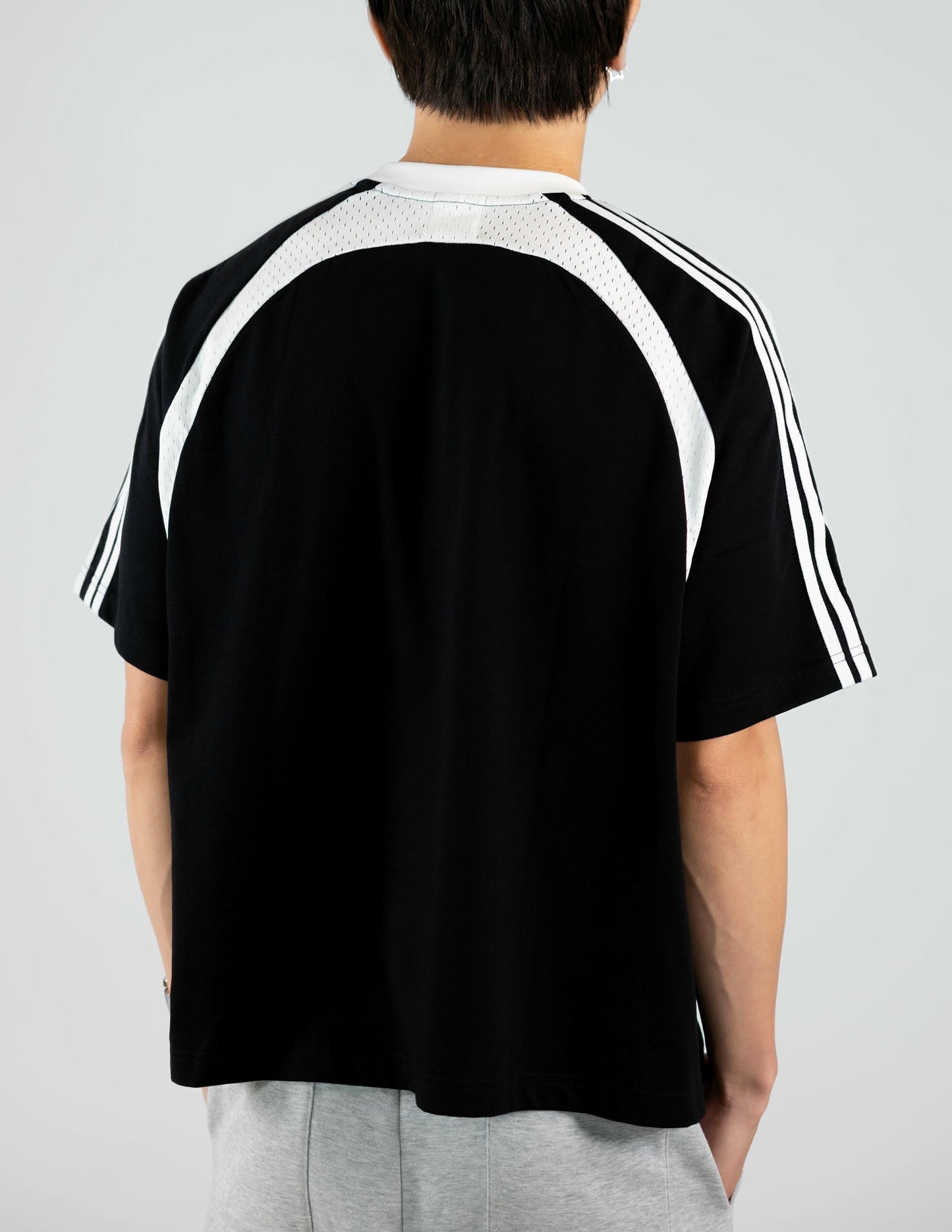 KLEEBR-SPORT MESH PANEL TEE